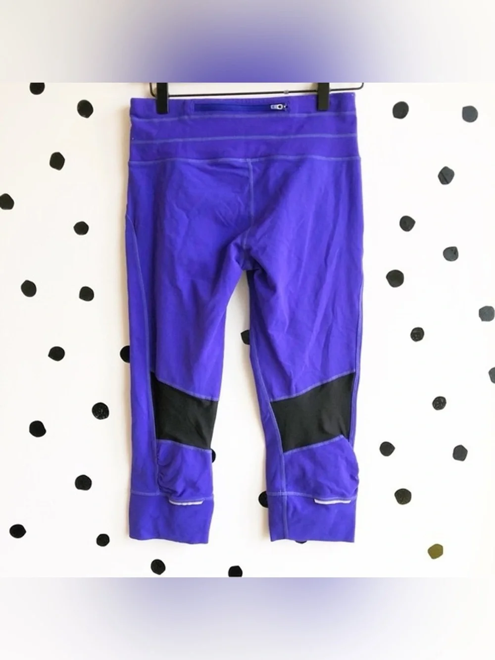 Athleta Purple Capri Leggings with Black Panels - Picture 4 of 8
